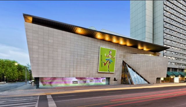 Bata Shoe Museum em Toronto Bata Shoe Museum em Toronto