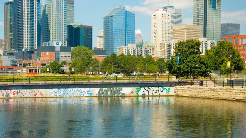 Como enviar dinheiro para Montreal Como enviar dinheiro para Montreal