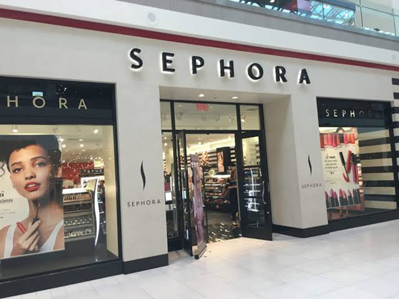 Fachada da Sephora em Montreal Fachada da Sephora em Montreal